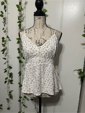 No Boundaries White Floral Button-Front Cami